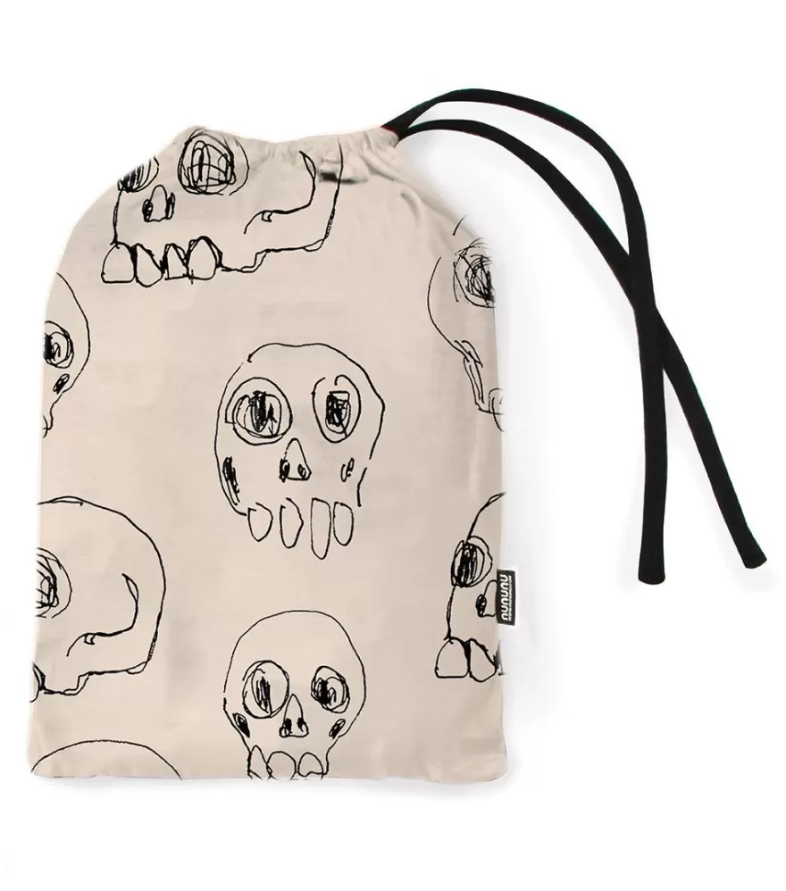 Scribbled Skulls Blanket<NUNUNU Fashion